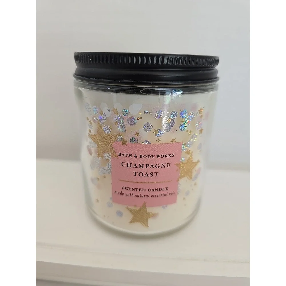 Bath & Body Works‎ CHAMPAGNE TOAST Single Wick Scented Candle ~ 7 oz ~ NEW